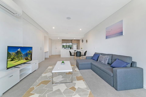Stylish And Neat Two Bed Apartment In Wentworth Point - Bed n Breakfasts 1