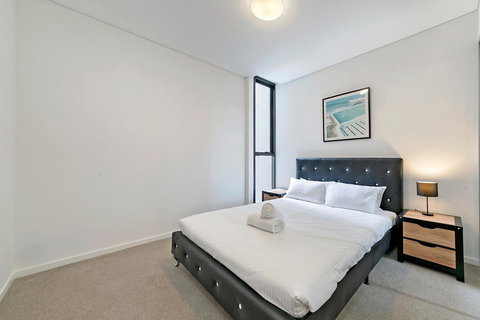 Stylish And Neat Two Bed Apartment In Wentworth Point - Bed n Breakfasts 6