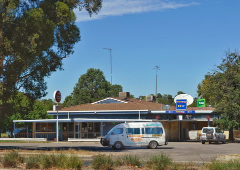 Brolga Hotel Motel - Coleambally - Accommodation Australia 29