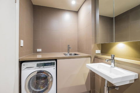 Australian Tower Stay - Accommodation Australia 16