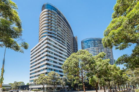 Australian Tower Stay - Accommodation Australia 0