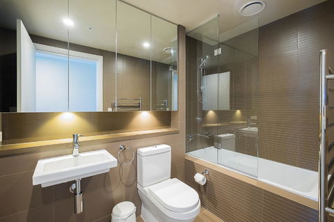 Australian Tower Stay - Accommodation Australia 29