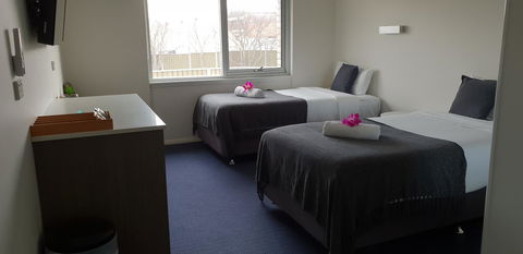 Carlton Suites - Accommodation Australia 10