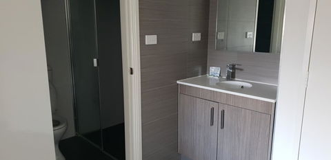 Carlton Suites - Accommodation Australia 7