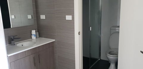 Carlton Suites - Accommodation Australia 9
