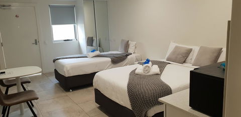Carlton Suites - Accommodation Australia 20