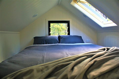 Christopher Tiny House - Accommodation Australia 7