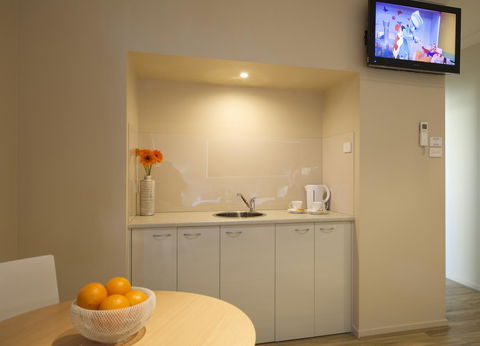 Marty's @ Little Beach - Accommodation Australia 22