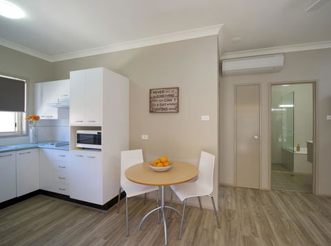 Marty's @ Little Beach - Accommodation Australia 18