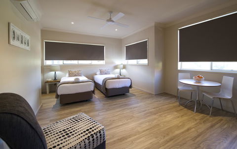 Marty's @ Little Beach - Accommodation Australia 21