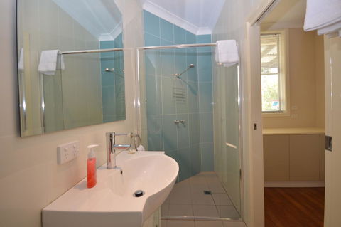 The Old Saddlery - Accommodation Australia 4