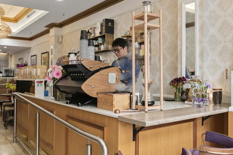 YEHS Hotel Sydney CBD - Bed n Breakfasts 4