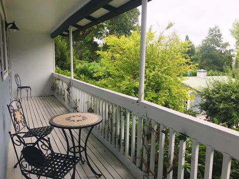 Bowral Escape - Accommodation Australia 12