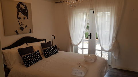 Bowral Escape - Accommodation Australia 11
