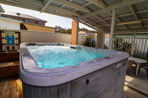 Interlude At Belmont - Accommodation Australia 16