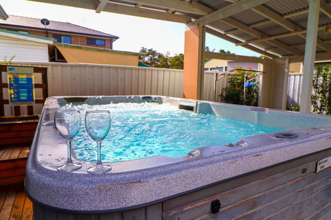 Interlude At Belmont - Accommodation Australia 0