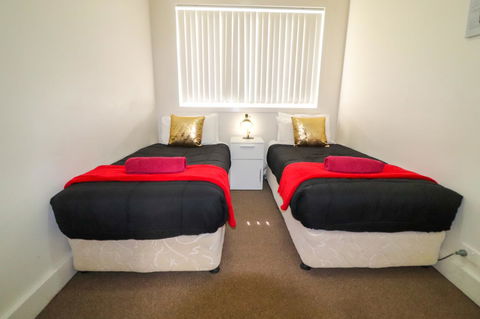 Interlude At Belmont - Accommodation Australia 8