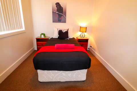 Interlude At Belmont - Accommodation Australia 7