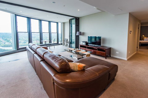 180Â° Water View Three Bedroom (wooden Furniture) - Australia Shopping 24