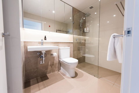 180Â° Water View Three Bedroom (wooden Furniture) - Australia Shopping 27