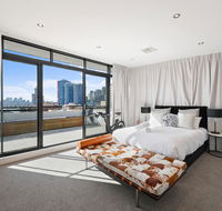 Darling Harbour Penthouse ViewsJacuzzi - Local Tourism