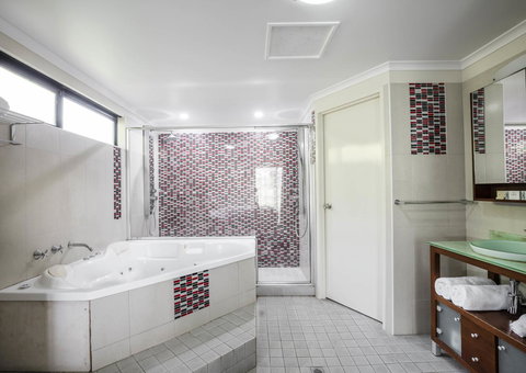 Mercure Darwin Airport Resort - Accommodation Australia 11