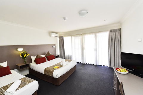 Diplomat Hotel Alice Springs - Accommodation Australia 11