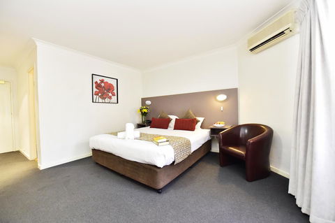 Diplomat Hotel Alice Springs - Accommodation Australia 25