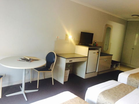Stay At Alice Springs Hotel - Accommodation Australia 24