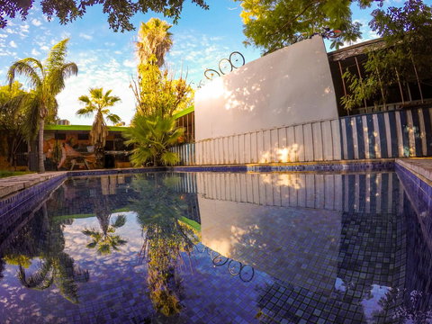 Jump Inn Alice Budget Accommodation - Australia Shopping 0