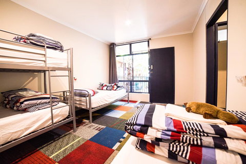 Jump Inn Alice Budget Accommodation - Australia Shopping 41