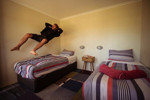 Jump Inn Alice Budget Accommodation - Australia Shopping 37