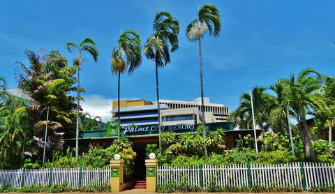 Palms City Resort - Local Tourism 8