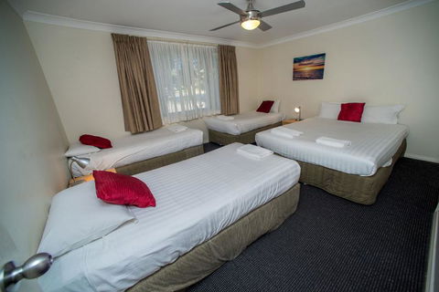 Beaches Serviced Apartments - Accommodation Australia 0