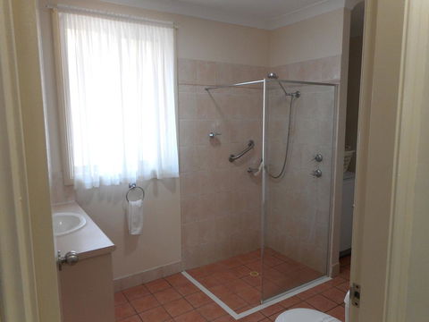 Beaches Serviced Apartments - Accommodation Australia 24