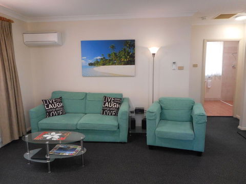 Beaches Serviced Apartments - Accommodation Australia 25