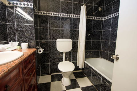 Elkira Court Motel - Accommodation Australia 15