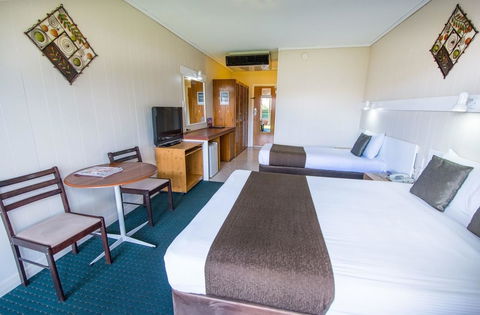 Elkira Court Motel - Accommodation Australia 4