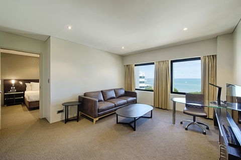 Hilton Darwin - Accommodation Australia 12