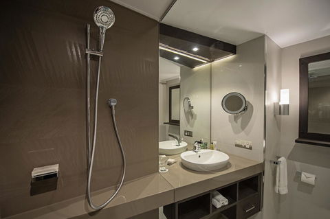 Hilton Darwin - Accommodation Australia 25