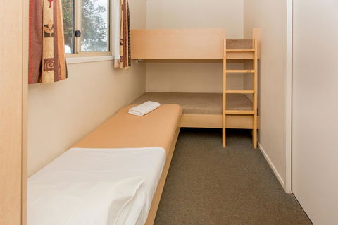 Ingenia Holidays Eden Beachfront - Bed n Breakfasts 16