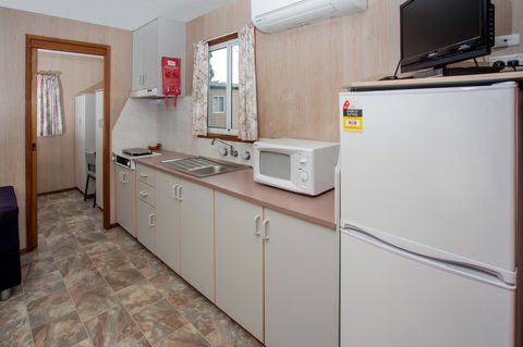 Ingenia Holidays Eden Beachfront - Bed n Breakfasts 10