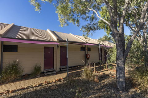 Discovery Resorts - Kings Canyon - Accommodation Australia 24