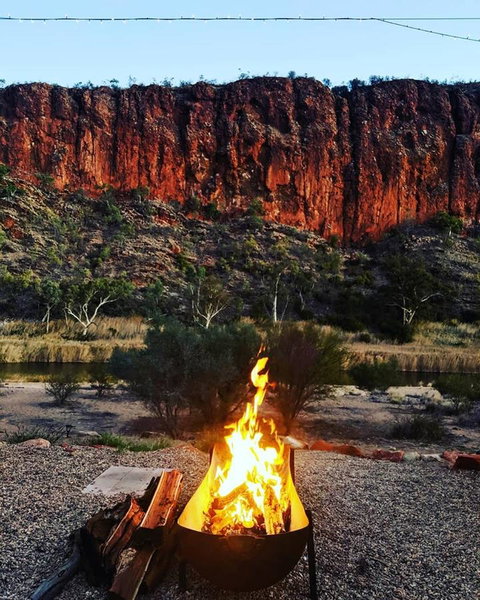 Glen Helen Lodge - Australia Shopping 10