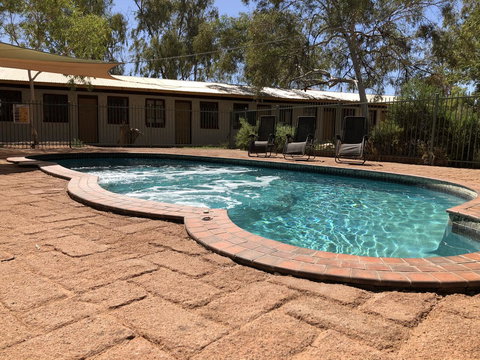 Glen Helen Lodge - Australia Shopping 24