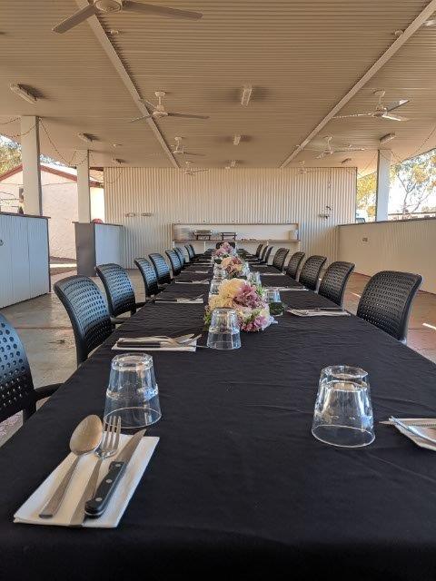 Glen Helen Lodge - Australia Shopping 2