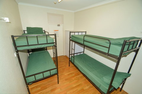 Youth Shack Backpackers Darwin - Accommodation Australia 23