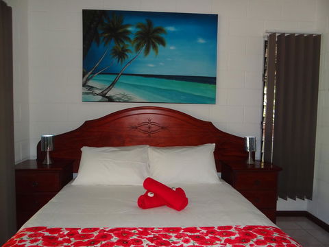 DARWIN'S SHADY ACRES RETREAT - Accommodation Australia 30