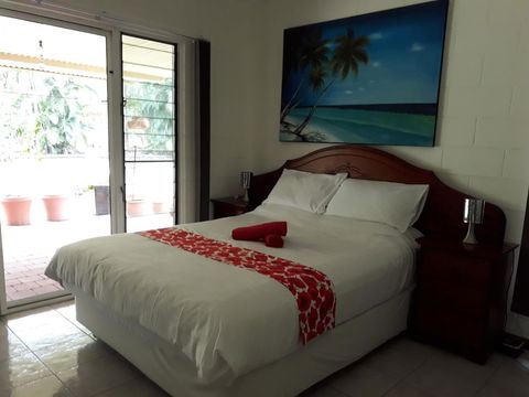 DARWIN'S SHADY ACRES RETREAT - Accommodation Australia 31