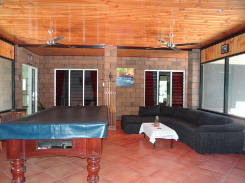 DARWIN'S SHADY ACRES RETREAT - Accommodation Australia 17